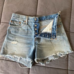 Levis jeans shorts, size 28